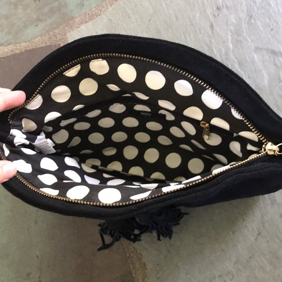 Black Clutch - Picture 3 of 9